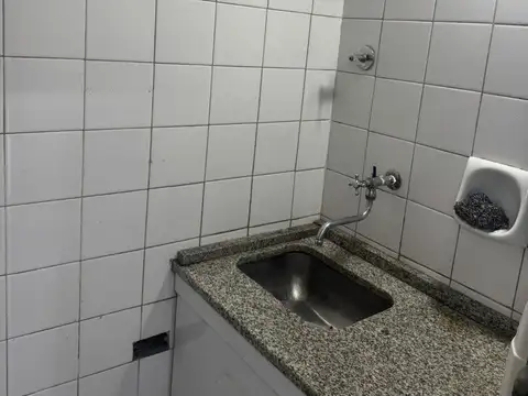 Local en Alquiler Via Púb.