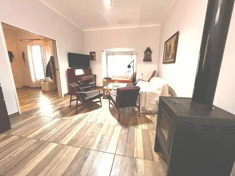 Casa en venta 6 ambientes en Olivos