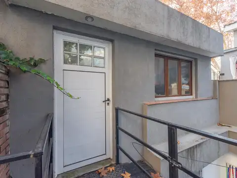 Casa en Venta en Vicente Lopez Vias / Maipu, USD 450.000