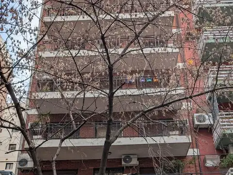 DOBLAS  300 5 Ambientes Duplex en Altura 3 bñs 2 cocheras bcon terraza 190m2