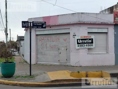 Local en  Esquina 