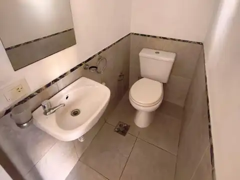 Local en Alquiler en Rosario, $ 300.000