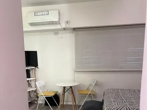 Esmeralda 800, Piso 9