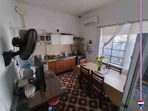 Casa 5 ambientes con 1 baño