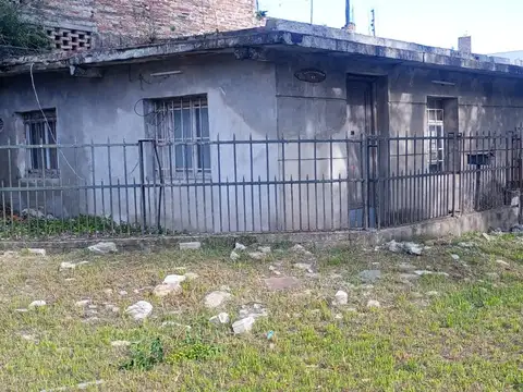 CASA LOTE PROPIO A RECICLAR OPORTUNIDAD CON ESCRITURA!!!!!