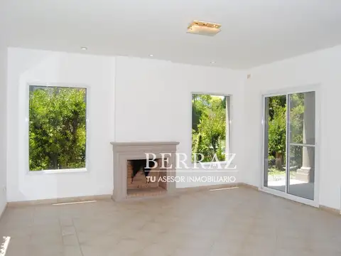 Casa 4 ambientes con 3 baños