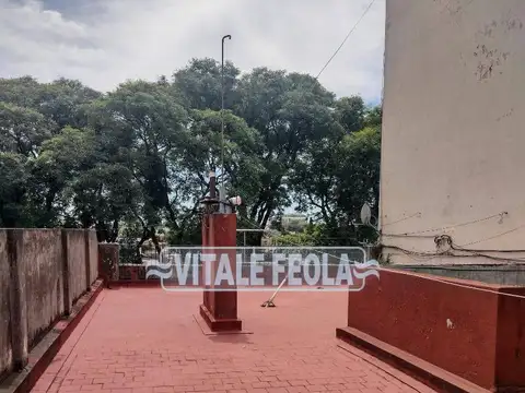 VENTA EDIFICIO LINIERS IDEAL INVERSOR A RECICLAR