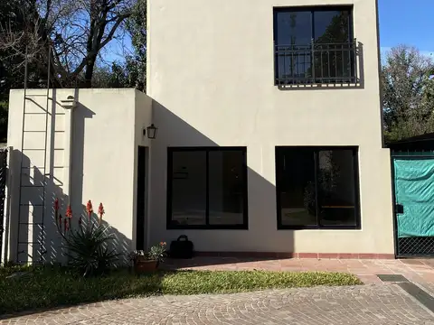 Casa en Alquiler – Excelente Ubicación en Bella Vista