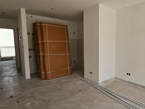 Departamento en Venta en Moron Sur, USD 63.000