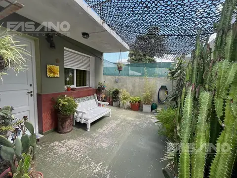 Depto Tipo Casa 3 ambientes con 1 baño