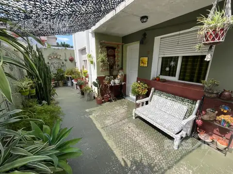 Depto Tipo Casa en Venta de 2 dormitorios