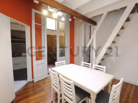 VENTA PH DE 3 AMBIENTES Y MEDIO CON PATIO - SIN EXPENSAS - BALVANERA