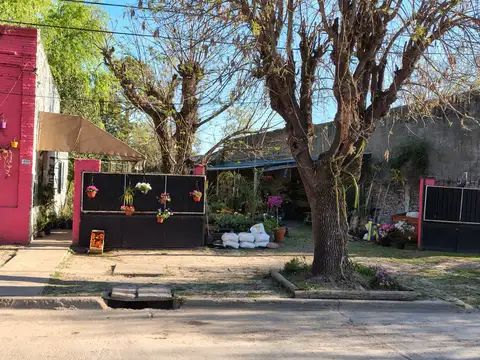 Avenida Domingo Faustino Sarmiento 600