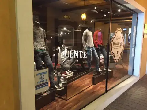 Local en inmejorable ubicación dentro de PLAZA CANNING