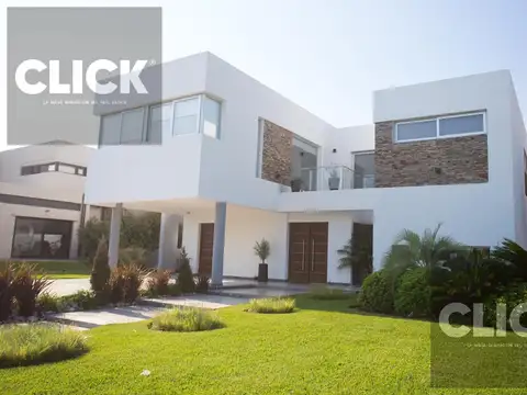 Casa 6 ambientes en venta en Terralagos