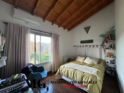 Casa venta 6 ambientes  - Barrio La Celia