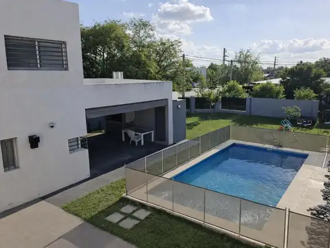 Casa en Gustavo Cochet  al 400A
