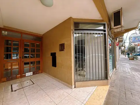 Italia 924 - Departamento De 2 Dormitorios En Alquiler - Centro, Rosario