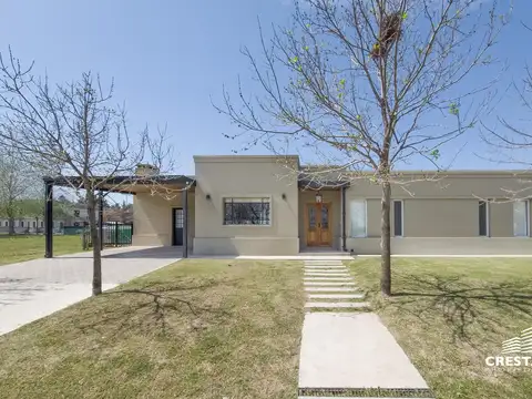 Casa 3 dormotorios en venta - Haras de Funes