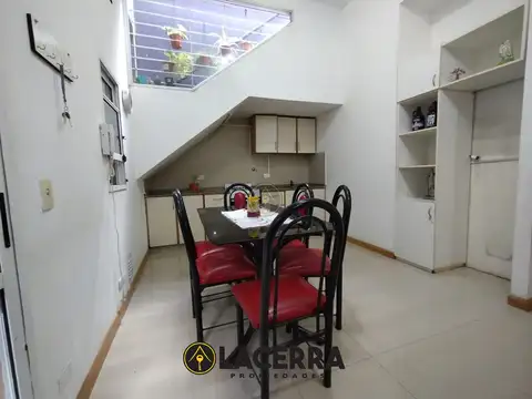 Depto Tipo Casa 3 ambientes con 1 baño
