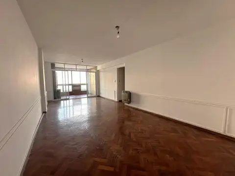 Departamento en Venta de 8 ambientes