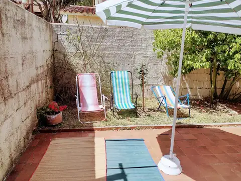 Departamento tipo chalet en San Bernardo ,a  200 metros del mar y  hasta 6 personas