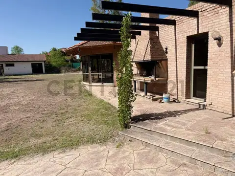 Venta de Casa Chacras en Coria. Luján. Mendoza.