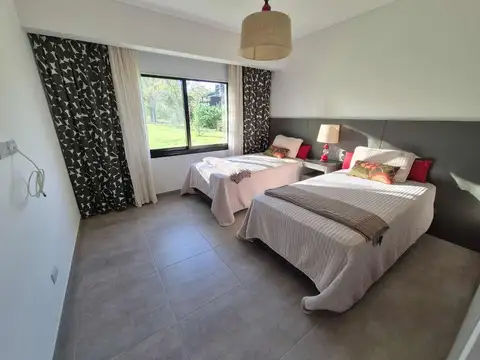 Casa en Alquiler de 4 dormitorios