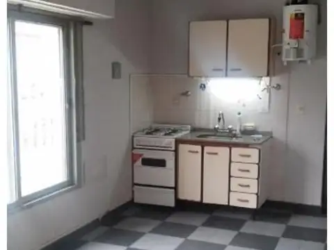 Depto Tipo Casa en Alquiler de Monoambiente