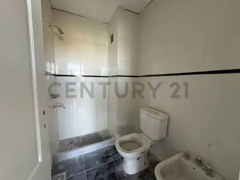 19 e/ 70 y 71 Edificio en Bloque -14 UF- Oportunidad de inversión