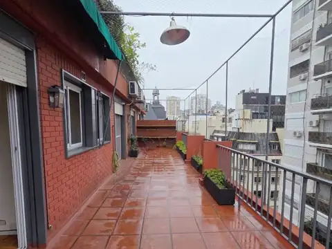 VENTA - 3 AMBIENTES CON BALCÓN TERRAZA EN RECOLETA