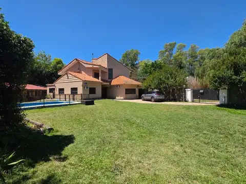 Quinta en Venta en Francisco Álvarez, USD 230.000