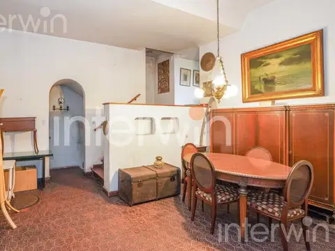 Casa 5 ambientes con 1 baño