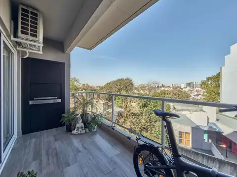 Venta 2 amb impecable c/cochera, Villa Del Parque