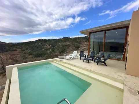Casa 6 ambientes con 1 baño