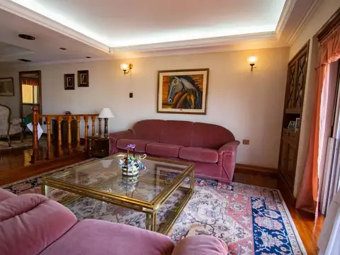 Departamento en Venta de 6 ambientes