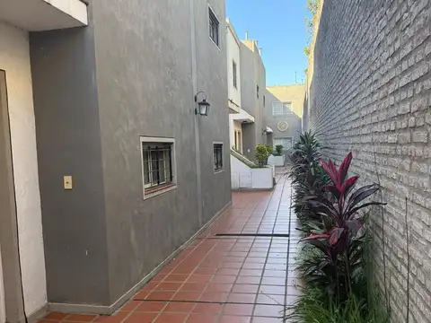 Godoy Cruz 800 Alberdi