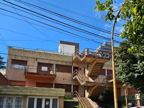 Departamento en Venta de 5 ambientes