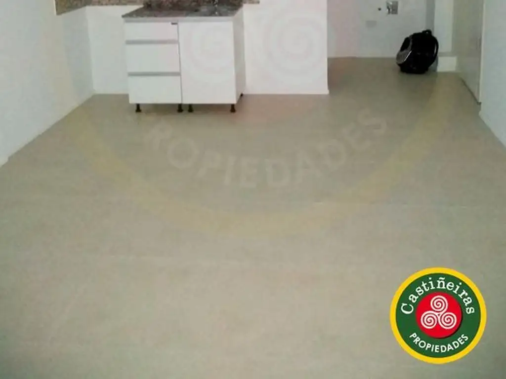 " EDIFICIO ZEUS " - Apto Profesional !!!! en Lomas De Zamora