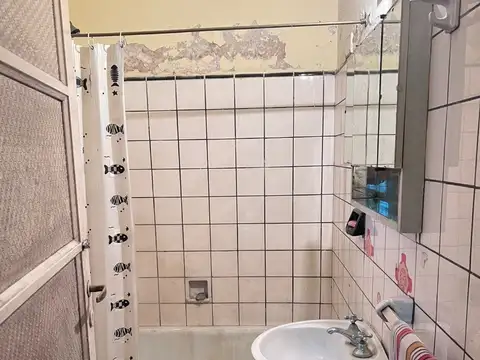 Depto Tipo Casa en Venta 40 años