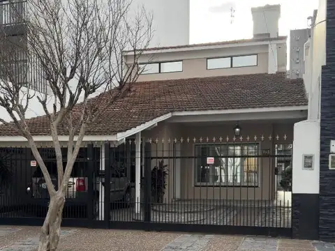 CASA EN VENTA 5 AMBIENTES SAN JUSTO CENTRO