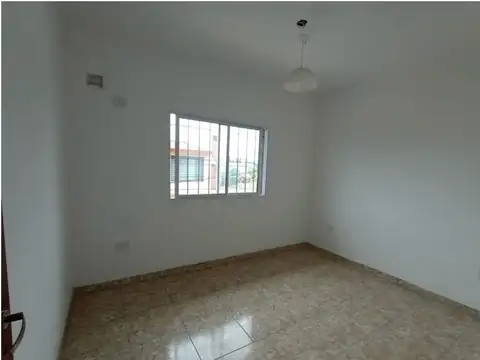 Departamento en Villa De Mayo