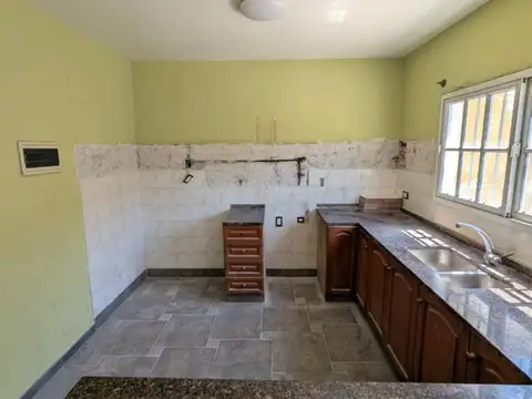 Depto Tipo Casa 3 ambientes con 1 baño