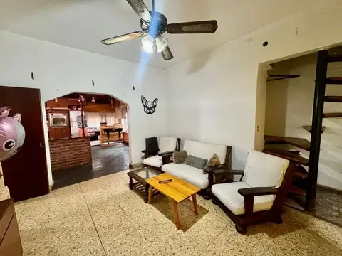 Casa en Venta con 1 cochera