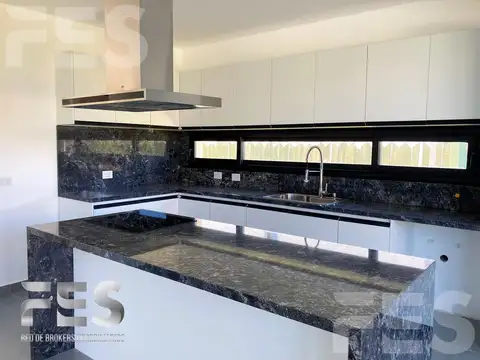 Casa en Venta al Noreste