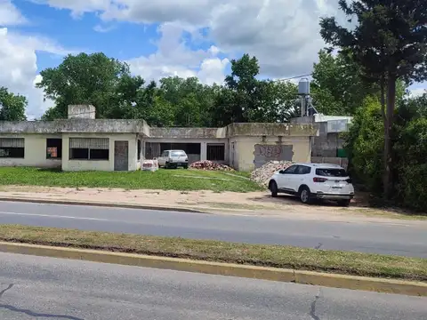 Local en Alejandro Korn