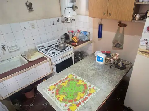 Depto Tipo Casa en Venta 50 años