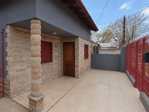 Casa en Venta con 1 cochera