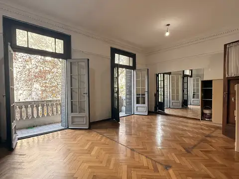 Oficina - Avda de Mayo y Pellegrini - Frente - Bcon - Luz - 75 m² - Impecable - Categoria
