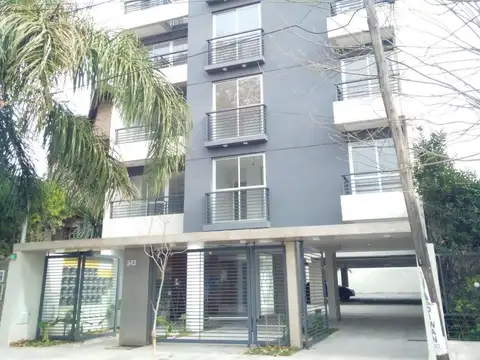 La Roche e/ Nuestra Señora del Buen Viaje y General Bartolomé Mitre